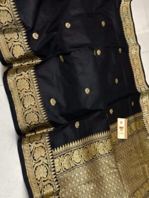 Banarasi Katan Silk Bridal Ensemble