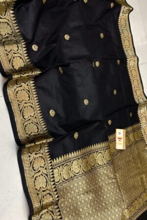 Banarasi Katan Silk Bridal Ensemble